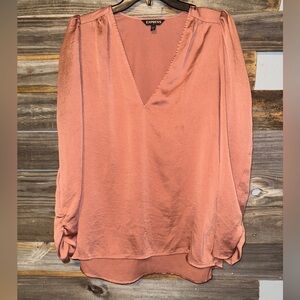 Express- women’s M- blouse 3/4 sleeve